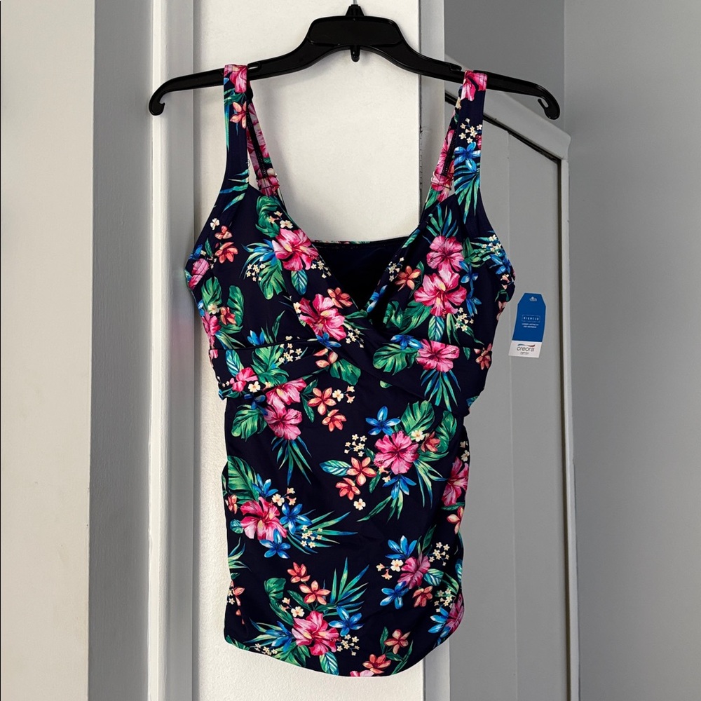 Land’sEnd Women's V-Neck Wrap Underwire Tankini Top  in Navy Floral